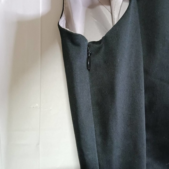 The Limited Black Sleeveless Shift Dress Size 2 - Picture 6 of 7